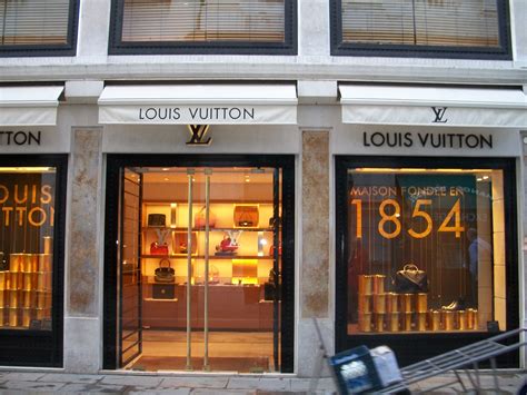 louis vuitton venice bag|louis vuitton venezia store.